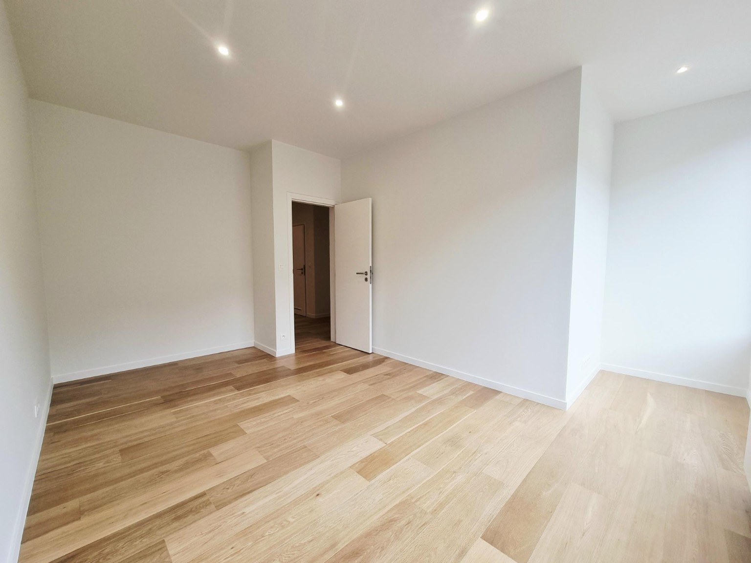 Laeken — Appartement 2 chambres avec jardin — photo 4